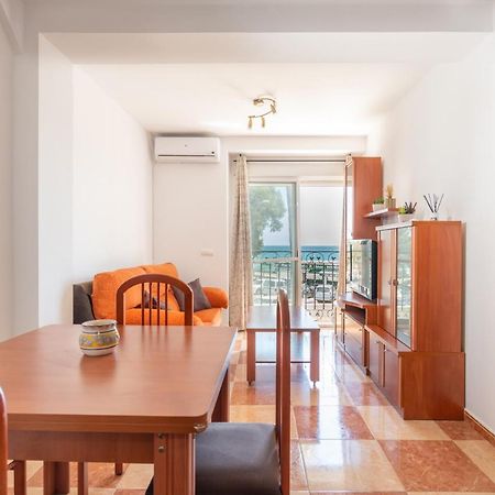 Renthas Pedregalejo Beach Apartments Málaga Dış mekan fotoğraf